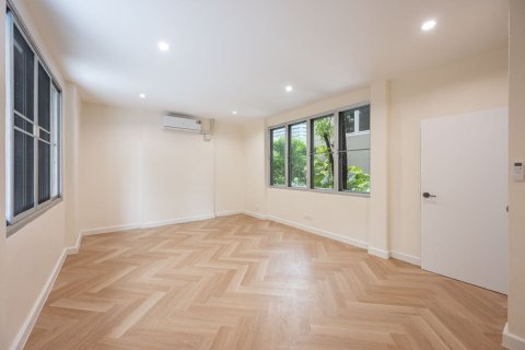 House in Chatuchak, Bangkok, Thailand 5 bedrooms № 173566 - photo 8