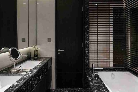 Condo in Bangkok, Thailand, 2 bedrooms № 184122 - photo 12