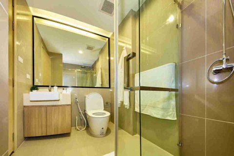 Condo in Pattaya, Thailand, 2 bedrooms  № 184123 - photo 17