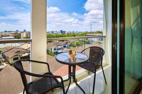 Condo in Pattaya, Thailand, 2 bedrooms  № 184123 - photo 18