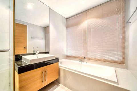 Condo à Bangkok, Thaïlande, 2 chambres  № 117299 - photo 8