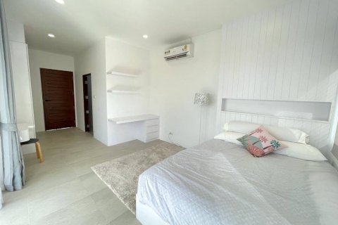 Villa à Bang Tao, Thaïlande 4 chambres № 117295 - photo 8