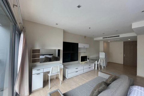 Кондоминиум с 1 спальней в Бангкоке, Таиланд № 143289 - фото 1