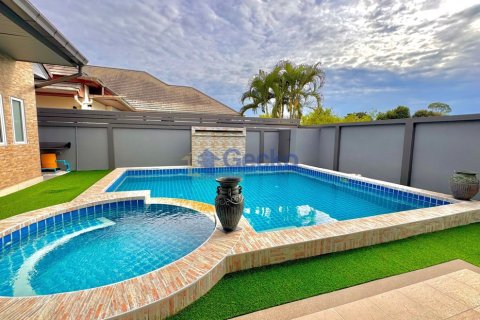 Haus in Pattaya, Thailand 3 Schlafzimmer № 220460 - Foto 6
