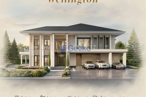 House in Pattaya, Thailand 5 bedrooms № 220456
