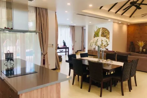 House in Bang Tao, Thailand 4 bedrooms № 3540 - photo 13