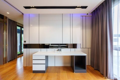 Дом в Суан Луанге, Бангкок, Таиланд с 4 спальнями  № 137451 - фото 21