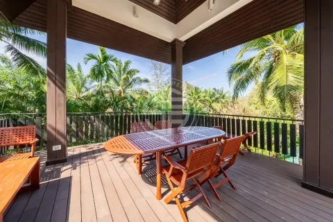 Chalet de 5 dormitorios en Layan Beach, Tailandia № 190660 - foto 4