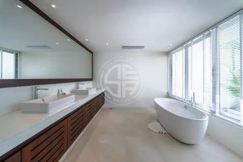 Chalet de 5 dormitorios en Layan Beach, Tailandia № 190660 - foto 15