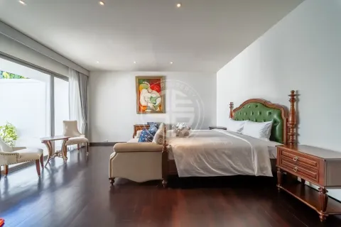 Chalet de 5 dormitorios en Layan Beach, Tailandia № 190660 - foto 9