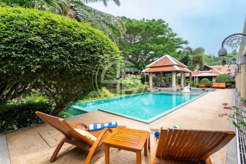 Villa on Nai Harn Beach, Thailand 4 bedrooms № 190658