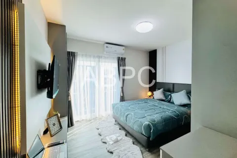 Adosado de 2 dormitorios en Pattaya, Tailandia № 211968 - foto 4