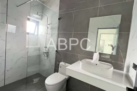 Casa de 3 dormitorios en Pattaya, Tailandia № 211971 - foto 7