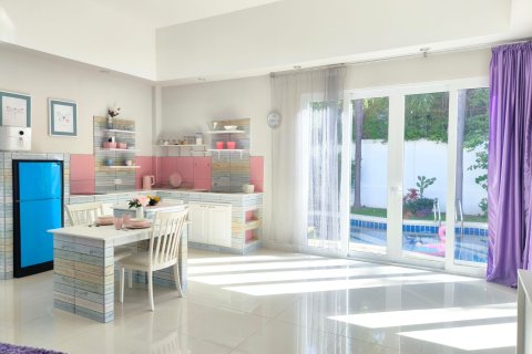 Дом в Паттайе, Таиланд с 3 комнатами  № 170390 - фото 10