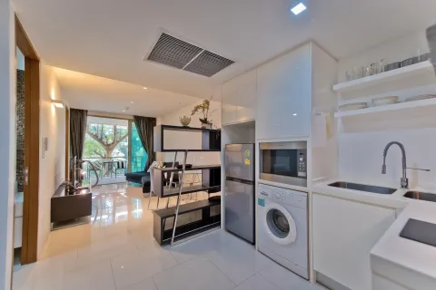 Apartment in Pattaya, Thailand 2 bedrooms № 170389 - photo 16