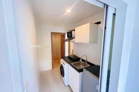 Квартира в Паттайе, Таиланд с 2 комнатами  № 170384