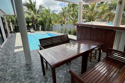 Villa à Surat Thani, Thaïlande 4 chambres № 147129 - photo 7