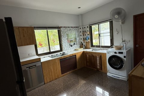 Villa à Surat Thani, Thaïlande 4 chambres № 147129 - photo 14