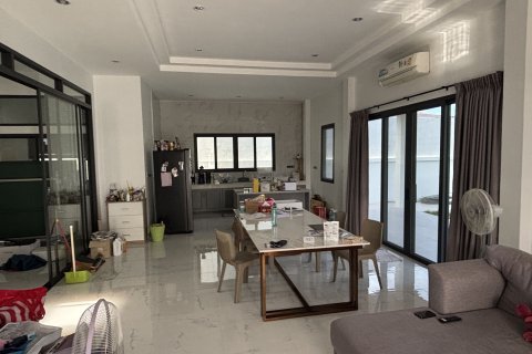 Дом в Хуа Хине, Таиланд с 4 спальнями  № 147130 - фото 4