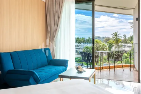 Studio in the Condo in Bang Tao, Thailand  № 209511