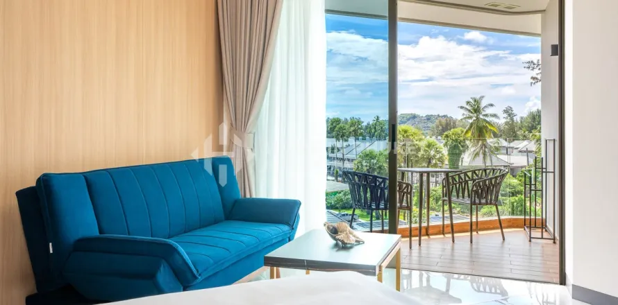 Studio in the Condo in Bang Tao, Thailand  № 209511
