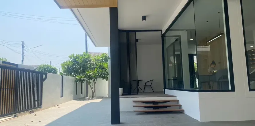 Вилла в Чиангмае, Таиланд с 4 спальнями  № 162811