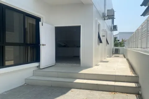 Вилла в Чиангмае, Таиланд с 4 спальнями  № 162811 - фото 7