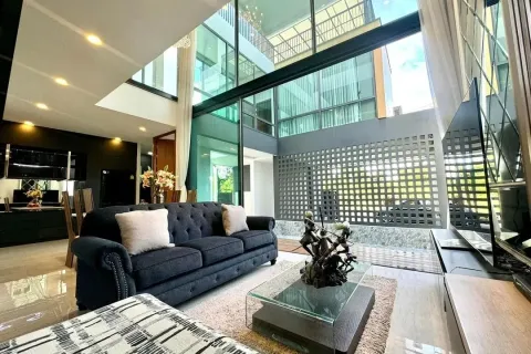 Villa in Chiang Mai, Thailand 3 bedrooms № 162805 - photo 4