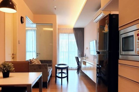 Condo in Bangkok, Thailand, 1 bedroom  № 151102 - photo 1