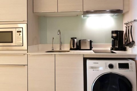 Condo in Bangkok, Thailand, 1 bedroom  № 151102 - photo 3