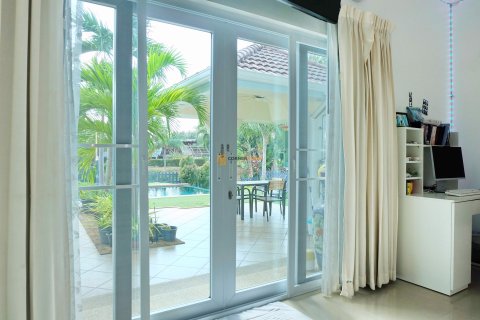 Studio in Bang Lamung, Thailand № 162286 - photo 22