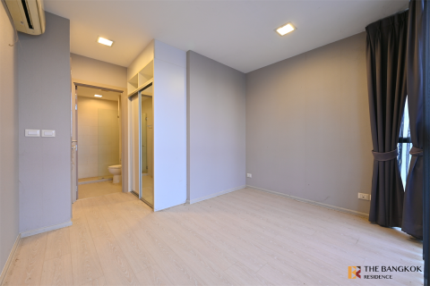Condo à Bangkok, Thaïlande, 3 chambres № 184591 - photo 7