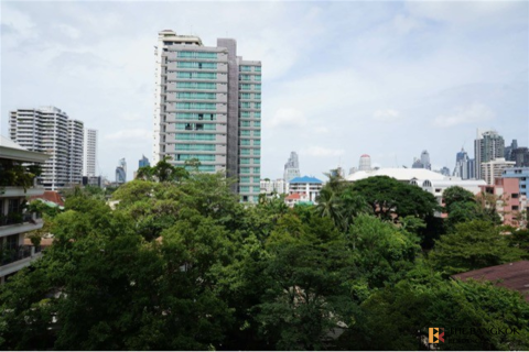 Condo in Bangkok, Thailand, 2 bedrooms № 186325