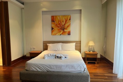 Condo in Phuket, Thailand, 3 bedrooms  № 154986 - photo 12