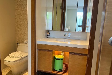 Condo in Phuket, Thailand, 3 bedrooms  № 154986 - photo 27