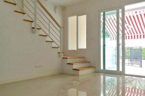 Maison à Wang Thonglang, Bangkok, Thaïlande 3 chambres № 154983 - photo 5