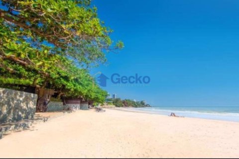 House in Pattaya, Thailand 12 bedrooms № 201875 - photo 22