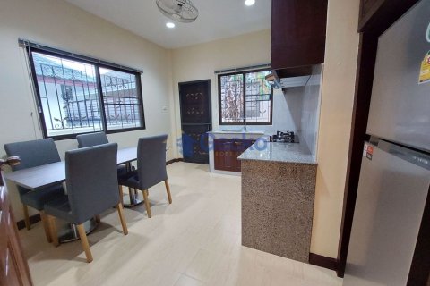 House in Pattaya, Thailand 3 bedrooms № 201874 - photo 22