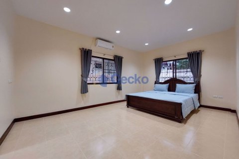 House in Pattaya, Thailand 3 bedrooms № 201874 - photo 27
