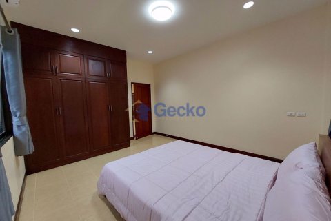 House in Pattaya, Thailand 3 bedrooms № 201874 - photo 18