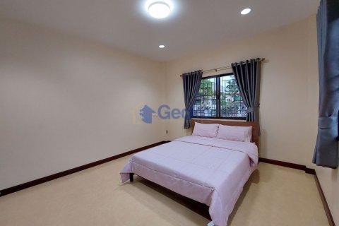House in Pattaya, Thailand 3 bedrooms № 201874 - photo 19