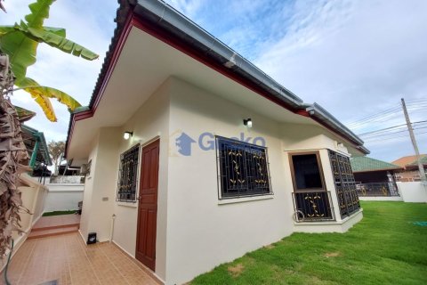 House in Pattaya, Thailand 3 bedrooms № 201874 - photo 3