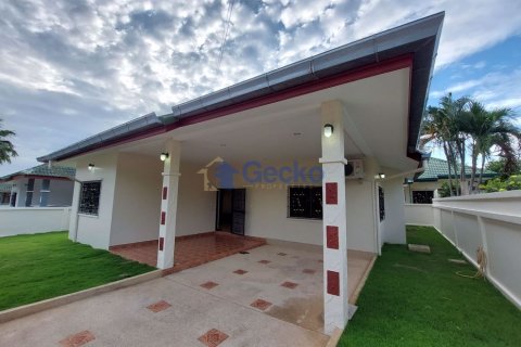 House in Pattaya, Thailand 3 bedrooms № 201874 - photo 7
