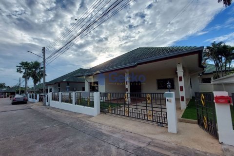 House in Pattaya, Thailand 3 bedrooms № 201874 - photo 6