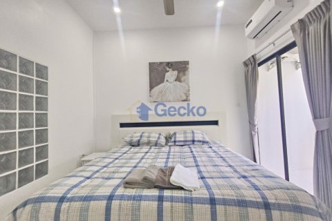 House in Pattaya, Thailand 4 bedrooms № 201870 - photo 27