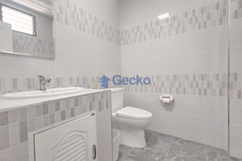 House in Pattaya, Thailand 4 bedrooms № 201870 - photo 9