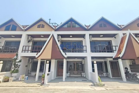 House in Pattaya, Thailand 4 bedrooms № 201870 - photo 30