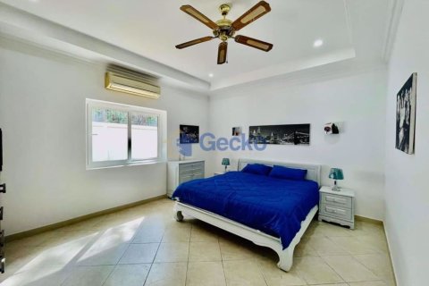 Maison à Pattaya, Thaïlande 12 chambres № 201876 - photo 17