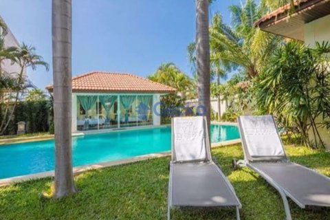 Maison à Pattaya, Thaïlande 12 chambres № 201876 - photo 3