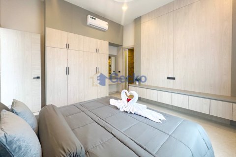 House in Pattaya, Thailand 4 bedrooms № 201871 - photo 17